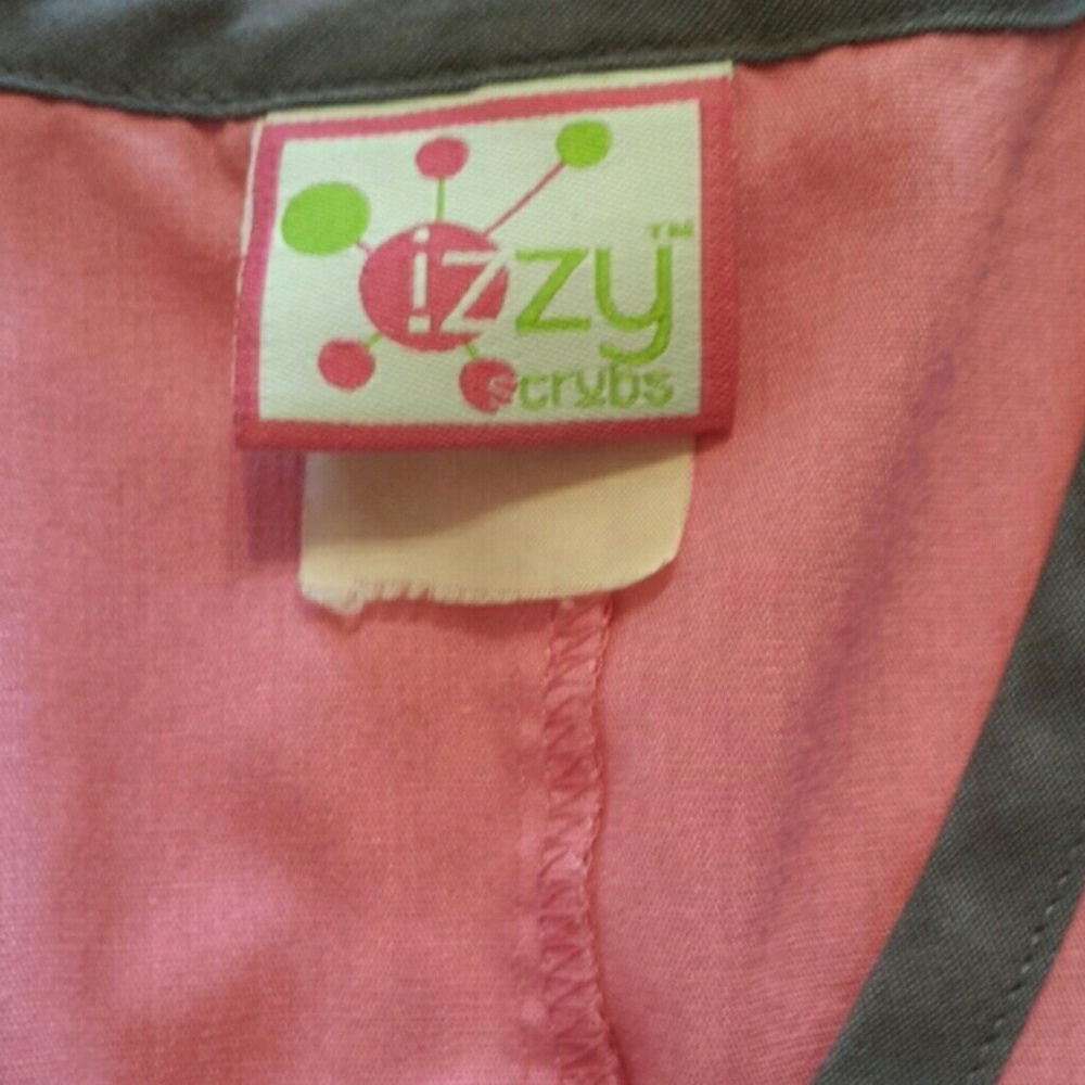 **Scrub Top** - Picture 3 of 3